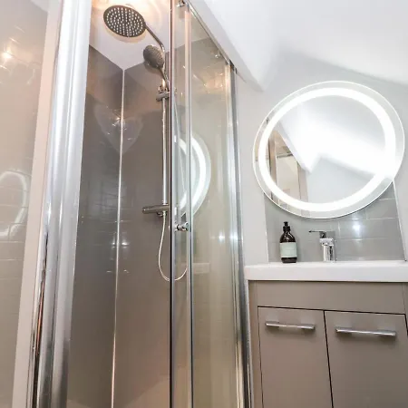 41 Chatsworth Gardens * 스카버러