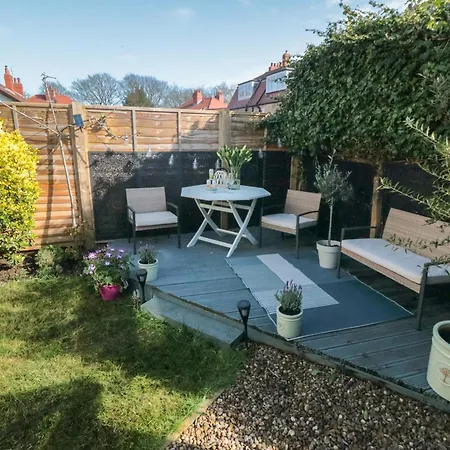 41 Chatsworth Gardens 펜션 스카버러